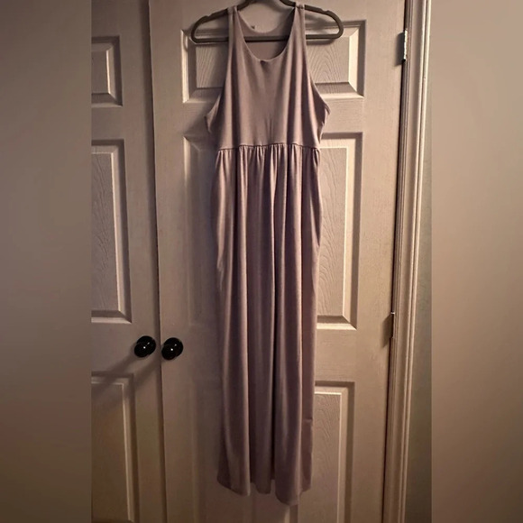 sleeveless maxi dress, large - Picture 1 of 1